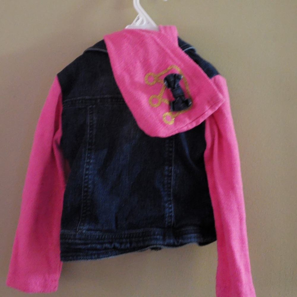 Hello Kitty Jean Jacket - Picture 2 of 4